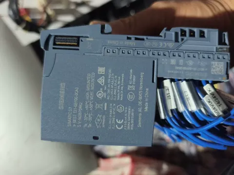 Siemens 6ES7131-6BF00-0CA0 Industrial Automation Component product photo 2