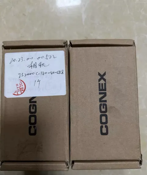 Cognex IS2000C-130-40-SR8 / P/N 825-11118-1R Industrial Sensor product photo 4