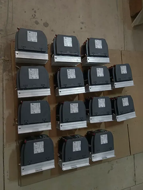 Siemens 6SL3210-5BE13-7UV0 Motor & Drive Component product photo 4