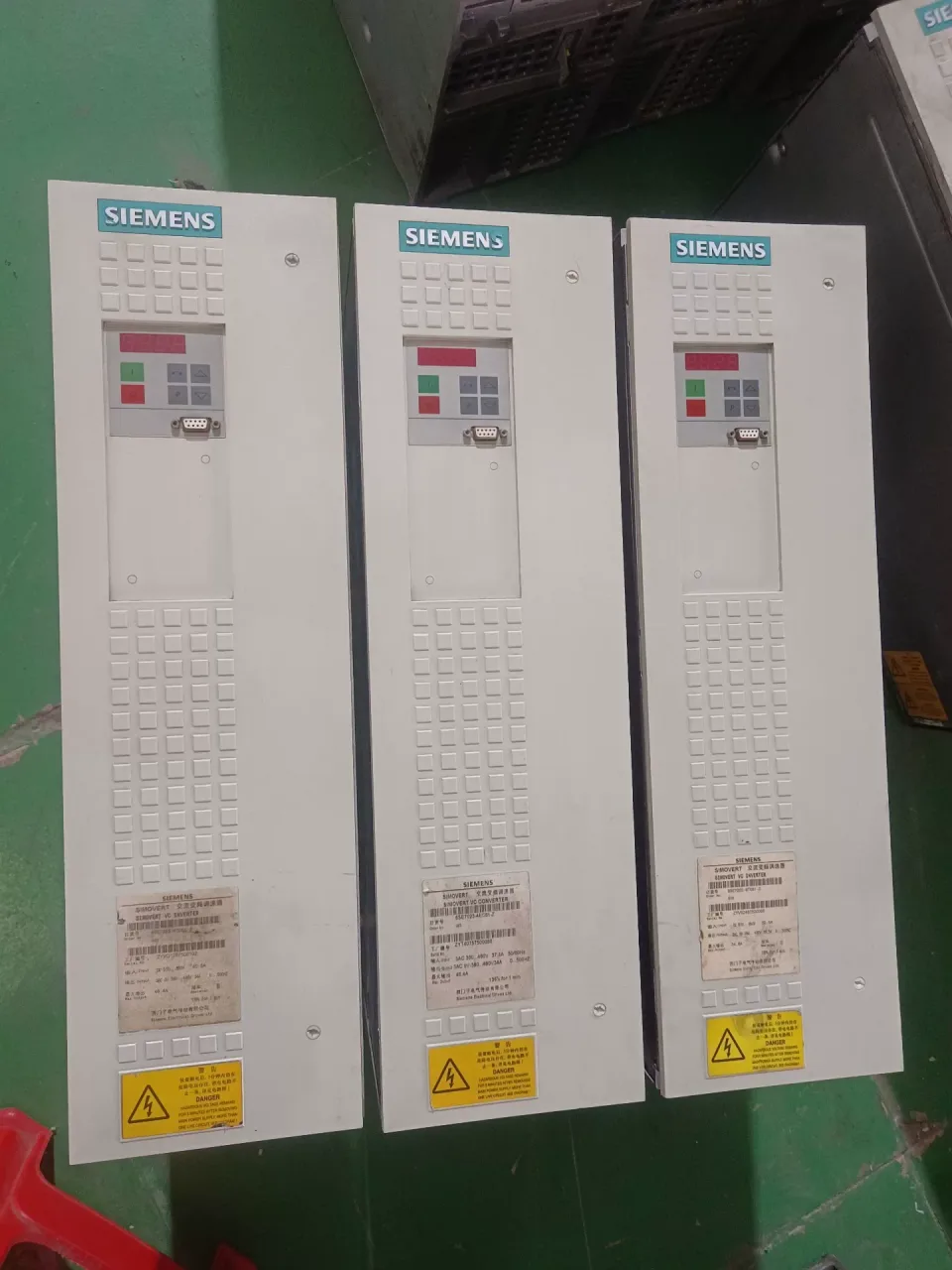 Siemens 6SE7023-4EC61-Z Motor & Drive Component product photo 1