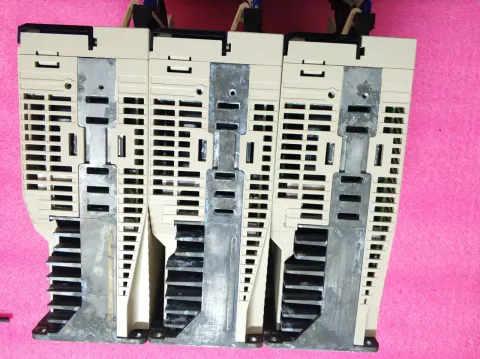 White Label SGDV-5R5A11A Motor & Drive Component product photo 3