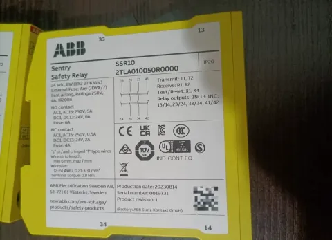 ABB Jokab Safety SSR10 / 2TLA010050R0000 Industrial Relay product photo 2