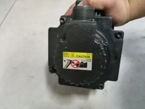 Delta Electronics ECMA-E21315R8 Motor & Drive Component product photo 4