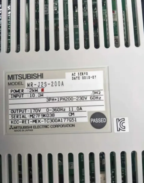 Mitsubishi Electric MR-J2S-350A Motor & Drive Component — product photo 2 of 9