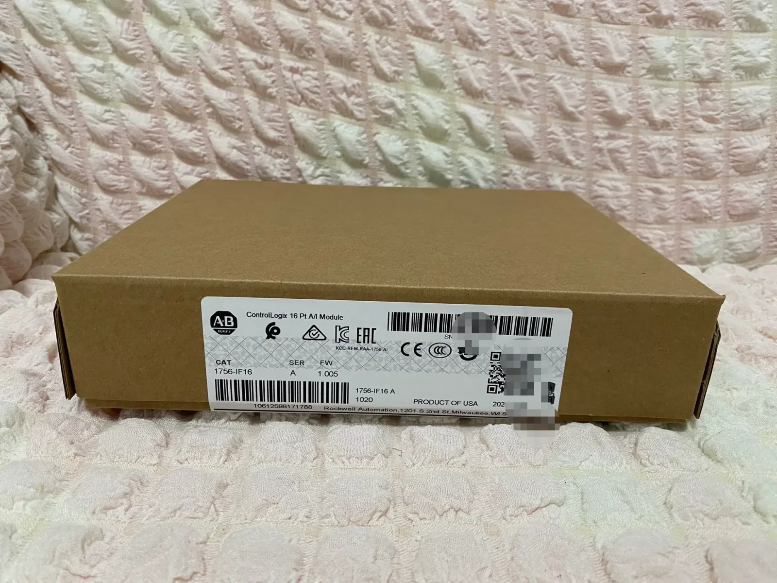 Allen-Bradley / Rockwell Automation 1756-IF16 / Series A Industrial Control Board product photo 1