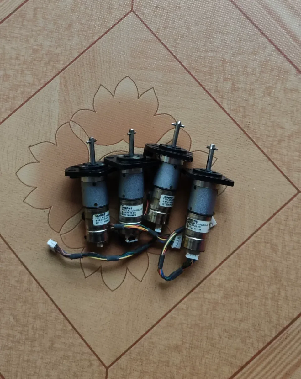 MOONS' PG22L45.2-20P020L0-03 Motor & Drive Component product photo 1