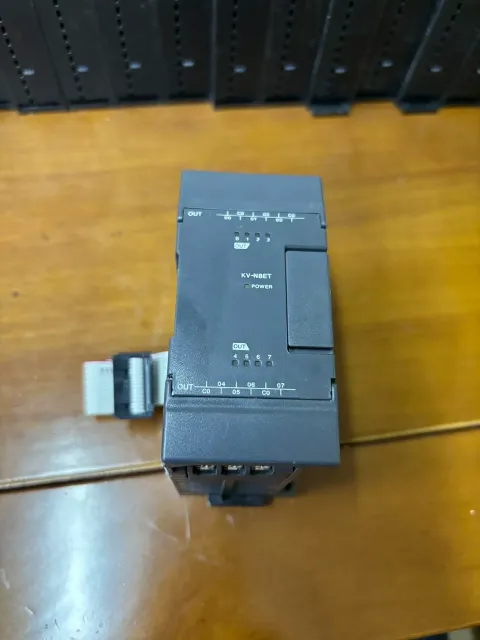 KEYENCE KV-N8ET PLC Module product photo 1