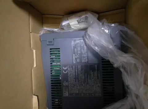 Mitsubishi Electric MR-J3-200BN Motor & Drive Component product photo 2