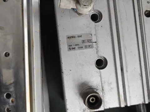 SMC MGPM32-75Z / MGPM50-50AZ / CDQ2A40-75DMZ Industrial Automation Component product photo 3