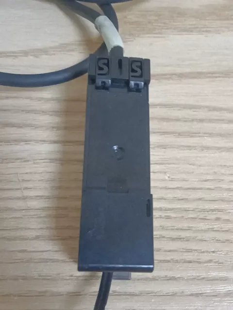 KEYENCE LV-21A Industrial Sensor — product photo 7 of 7