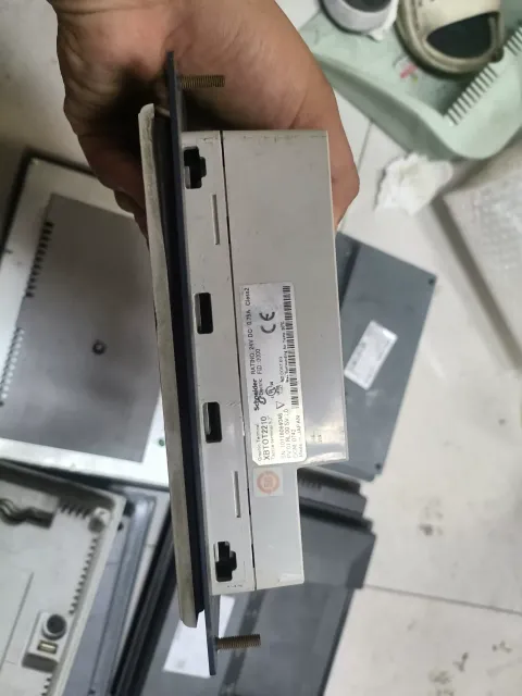 Schneider Electric / Telemecanique XBTOT2110 Industrial Automation Component product photo 5