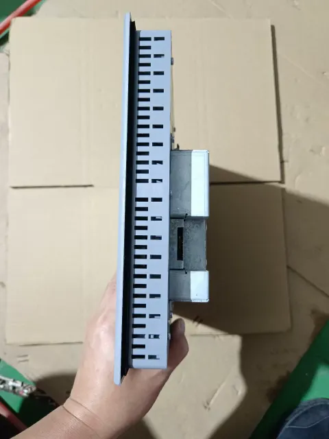 Siemens / FRIEM 6AV6643-5CD00-0FM0 Industrial Automation Component product photo 8