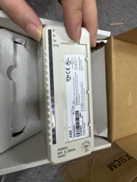 ABB AI880A / 3BSE039293R1 Industrial Automation Component product photo 1