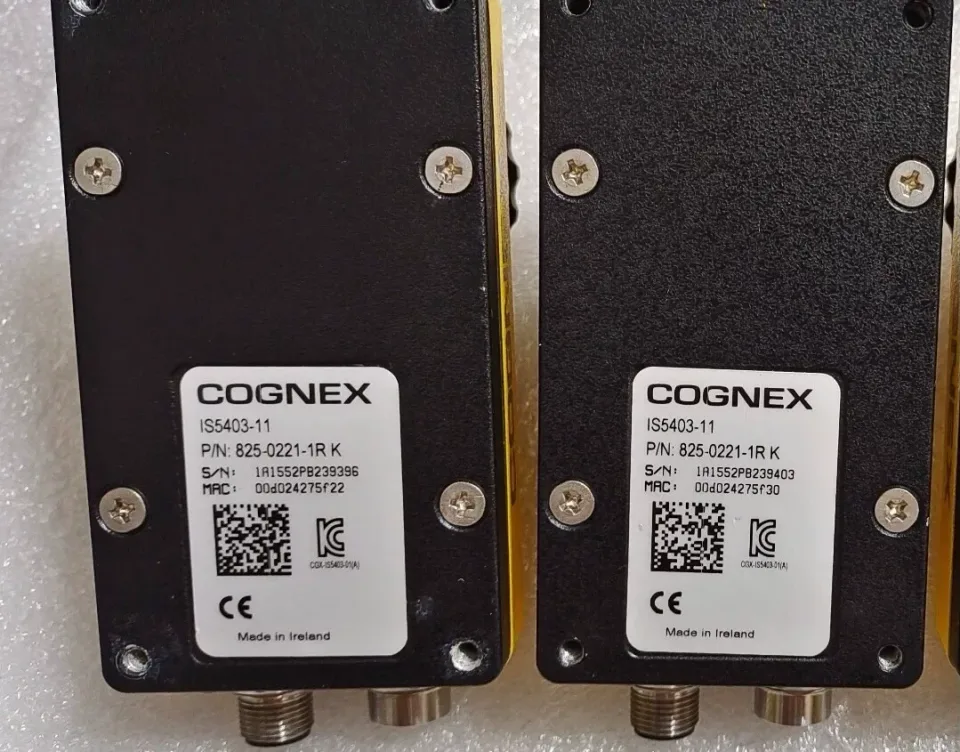 Cognex IS5403-11 / 825-0221-1R K Industrial Sensor product photo 1