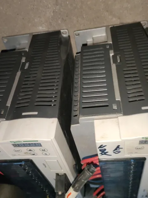Schneider Electric LXM23DU30M3X; BCH1802M12A1C Motor & Drive Component product photo 9