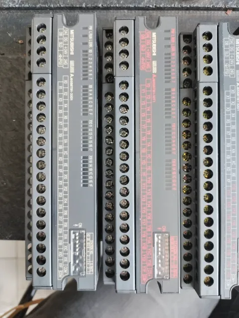 Mitsubishi Electric AJ65SBTB1-32D1 Industrial Automation Component — product photo 6 of 13