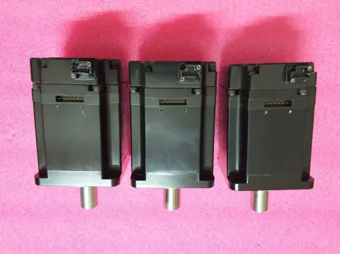 White Label SGMJV-08A3A21 Motor & Drive Component product photo 4