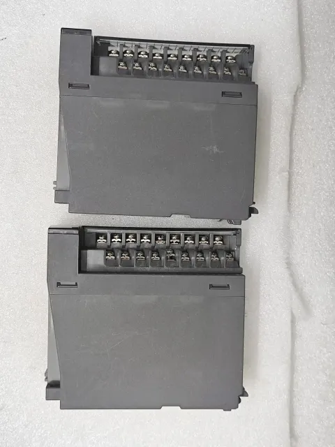 Mitsubishi Electric QX40 Industrial Automation Component — product photo 13 of 57