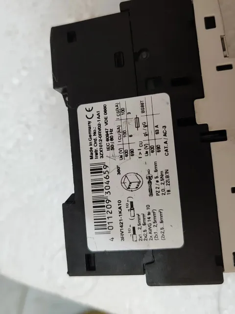 Siemens 3RV1421-1KA10 / 3RV1421-1HA10 / 3RV1011-0KA10 Motor & Drive Component product photo 4