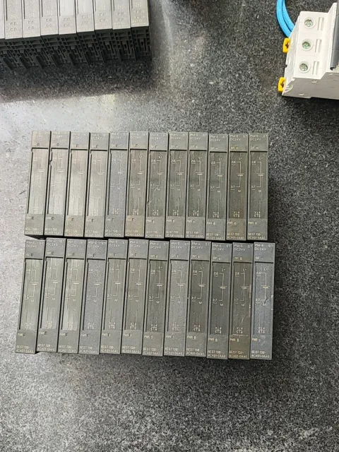 Siemens 6ES7138-4CA01-0AA0 Power Electronics Module product photo 1