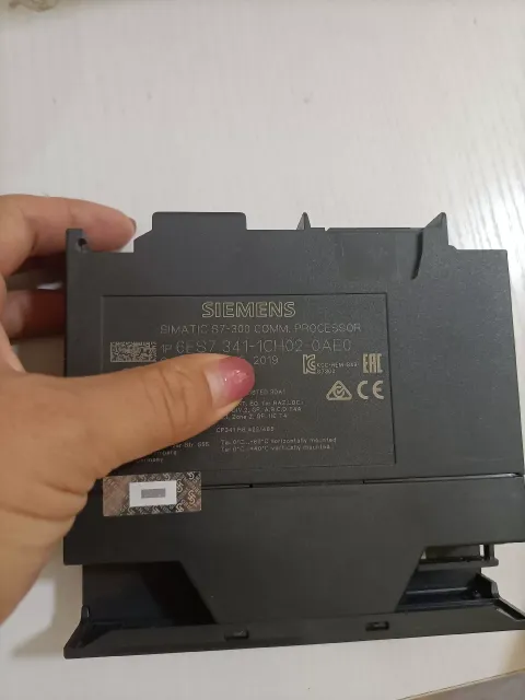 Siemens 6ES7341-1CH02-0AE0 Industrial Automation Component — product photo 4 of 8