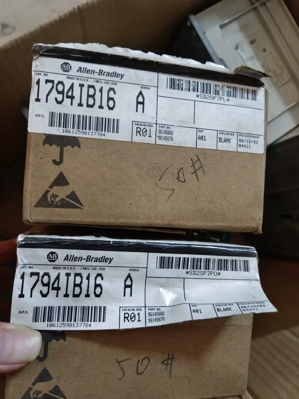 Allen-Bradley 1794-IB16 Series A I/O Module product photo 1