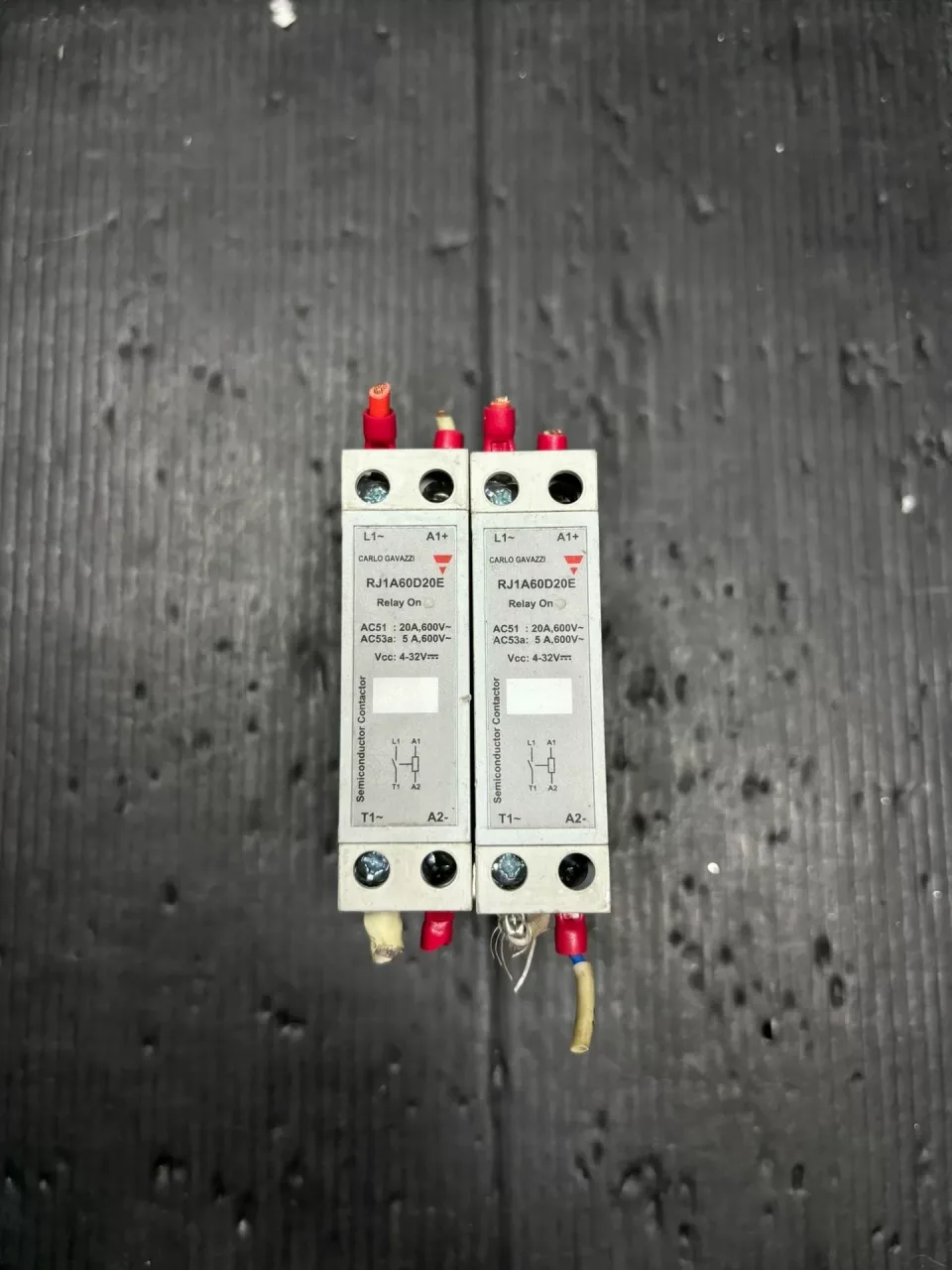 Unbranded Industrial RJ1A60D20E Industrial Relay product photo 1