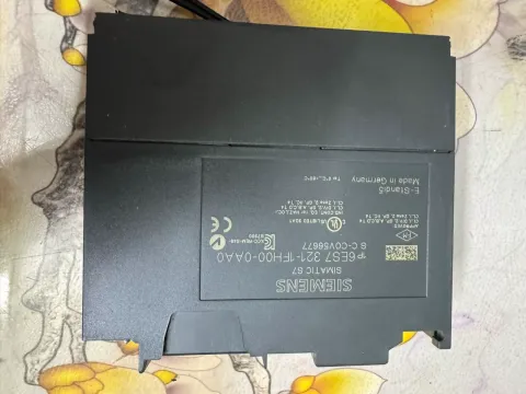 Siemens 6ES7 322-1HH01-0AA0 PLC Module product photo 7