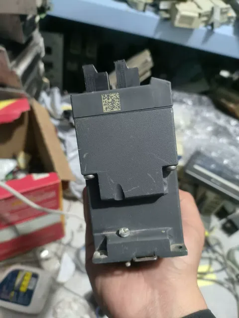 Siemens 6GK5104-2BB00-2AA3 Industrial Sensor product photo 4