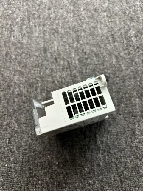 Allen-Bradley 1762-OB8 PLC Module product photo 4