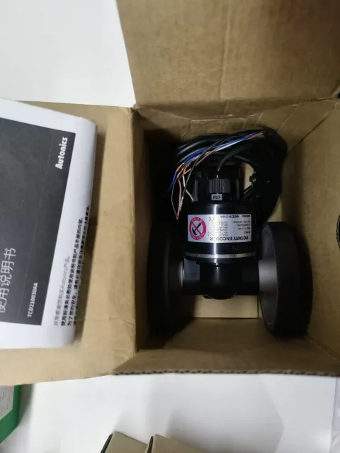 Autonics ENC-1-1-T-24 Industrial Encoder product photo 2