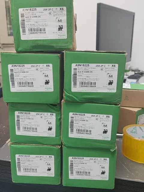 Schneider Electric A9N18225 Industrial Automation Component — product photo 2 of 2