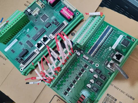 VARADEX VBus Digi I/O V3.2 / DIGI IO 12181608 I/O Module product photo 3