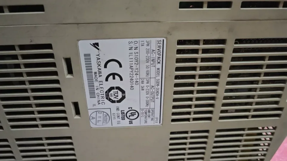 Yaskawa SGDM-30ADA-V + SGMGH-30ACA6 Motor & Drive Component product photo 1