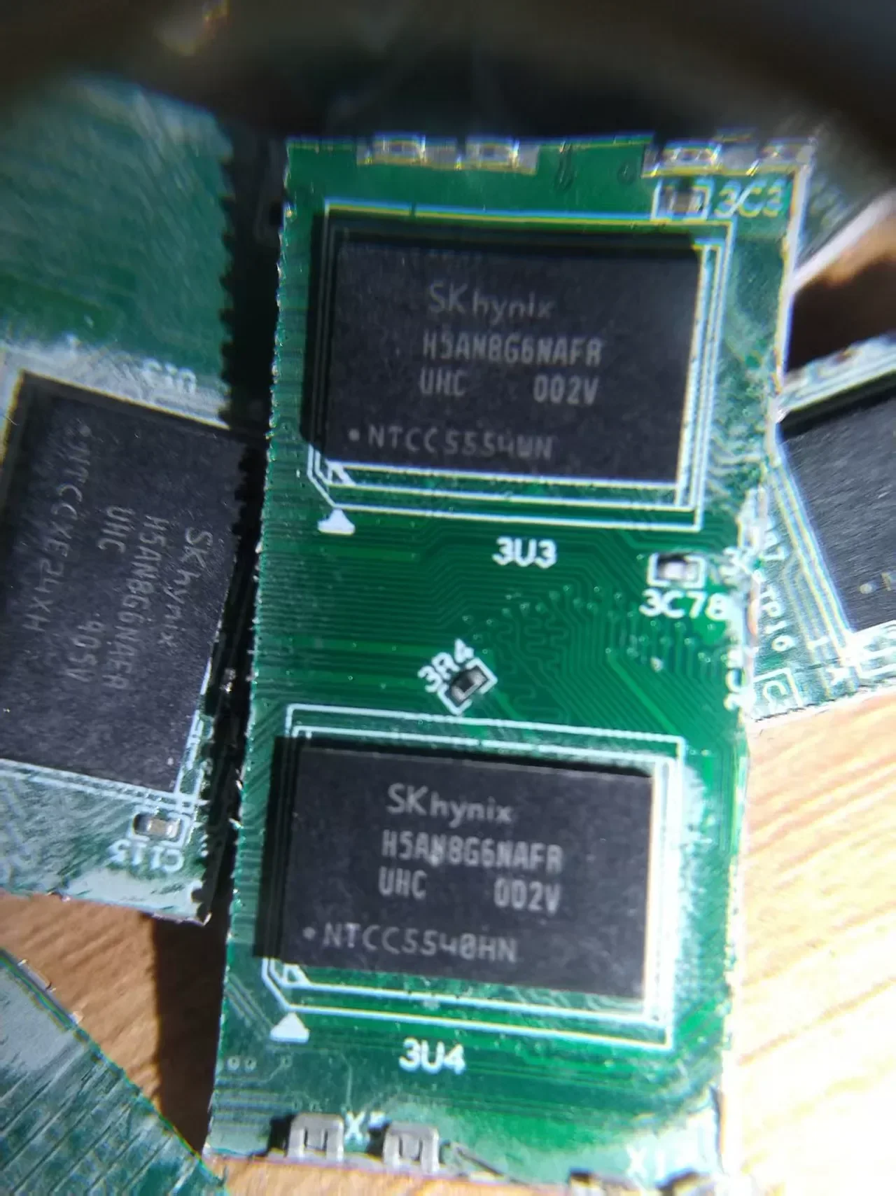 SK hynix H5AN8G6NAFR Industrial Automation Component product photo 1
