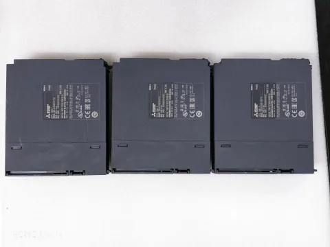Mitsubishi Electric Q06UDEHCPU Industrial Automation Component — product photo 33 of 34