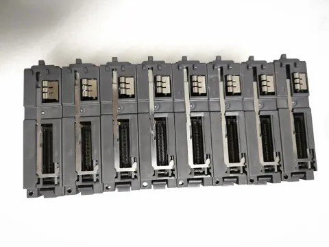Mitsubishi Electric Q02UCPU PLC Module — product photo 9 of 18