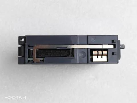 Mitsubishi Electric Q13UDEHCPU Industrial Automation Component — product photo 3 of 21