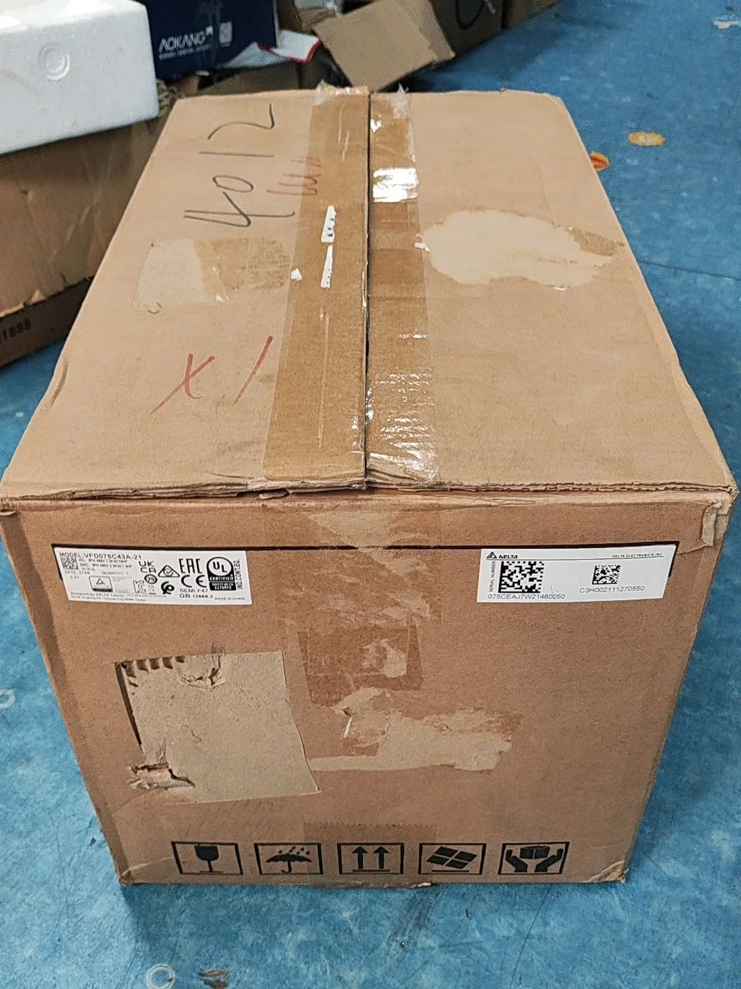 Delta VFD075C43A-21 Motor & Drive Component product photo 1