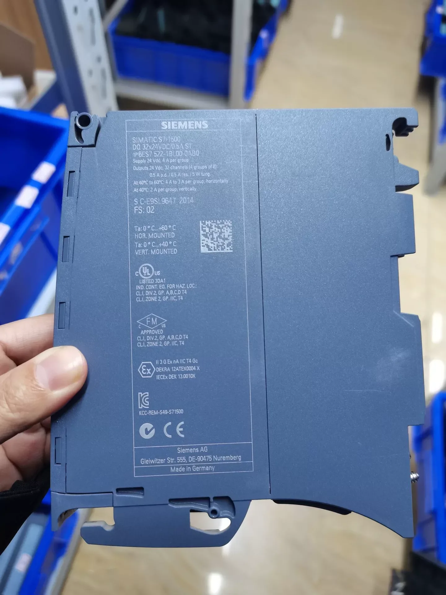 Siemens 6ES7522-1BL00-0AB0 Industrial Automation Component — product photo 1 of 9