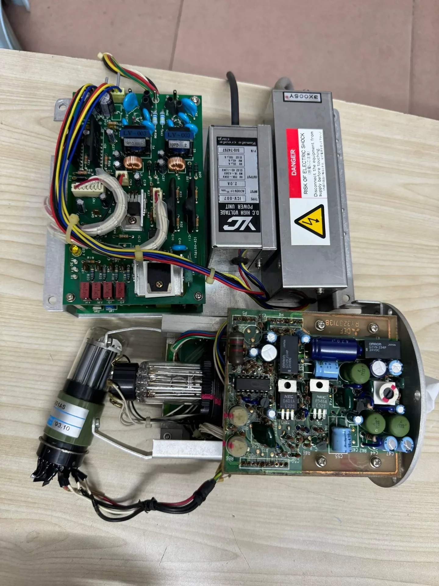 Toshiba / GE-GEMS RY322751D / ICV-007 / GEMS-E2211385A / 2334504A / 2338627-100 / 2345970-7-000 Power Electronics Module product photo 1