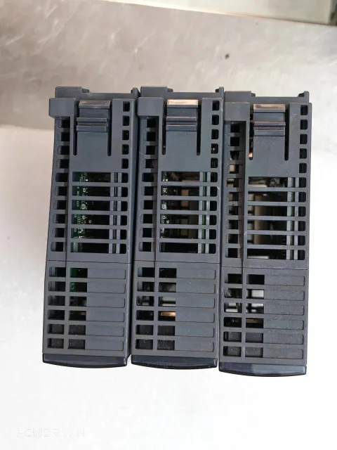 Mitsubishi Electric QD75D2N Industrial Automation Component — product photo 22 of 24
