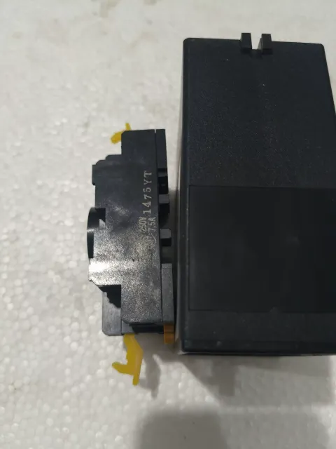 Yaskawa Controls LRX-01/A4 Industrial Encoder product photo 5