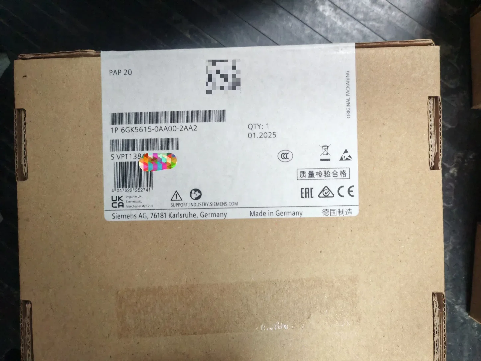 Siemens 6GK5615-0AA00-2AA2 Industrial Automation Component — product photo 1 of 6