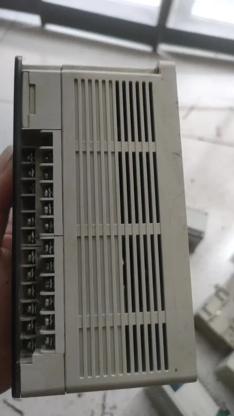 Delta Electronics DVP32EC00R2 PLC Module — product photo 11 of 14