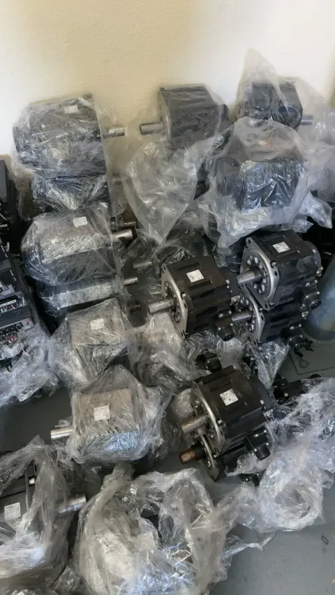 Mitsubishi Electric HF302S Motor & Drive Component product photo 2