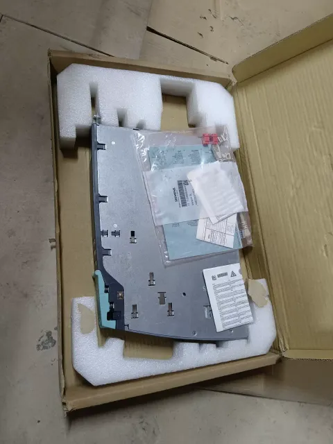 Siemens 6SL3120-1TE15-0AA3 Motor & Drive Component product photo 3