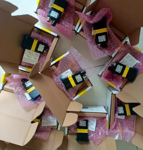 Cognex DM262X Industrial Sensor — product photo 18 of 23