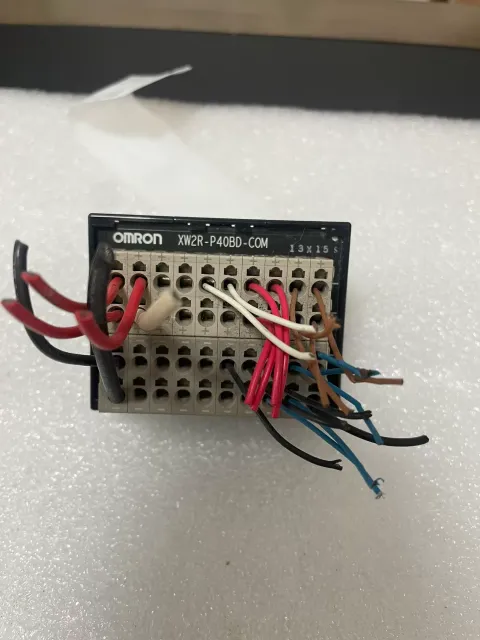 Omron XW2R-P40BD-COM Power Electronics Module product photo 1