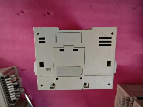 Mitsubishi Electric FX3U-64MT/ES-A PLC Module — product photo 6 of 19
